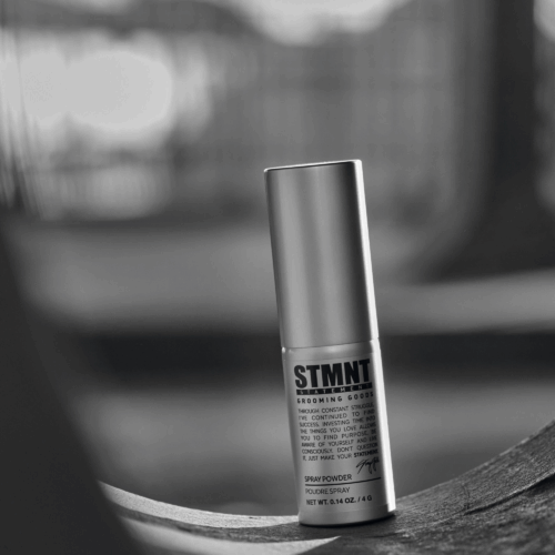POUDRE COIFFANTE EN SPRAY 4g - Spray volumisant pour texture et volume des cheveux.